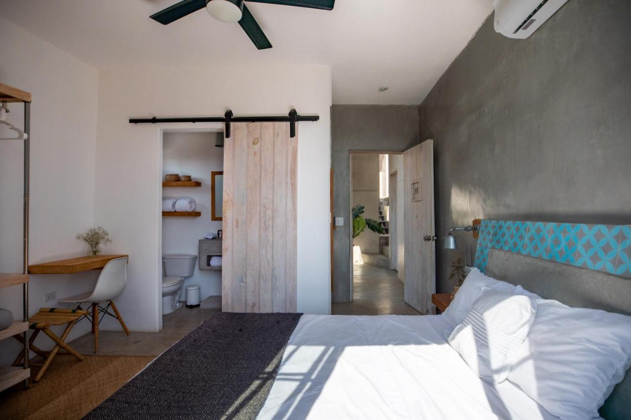 ホテル Baja House トドス・サントス エクステリア 写真